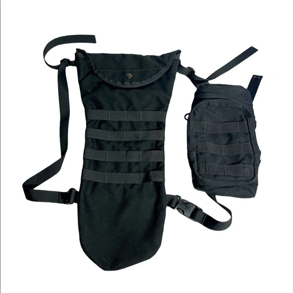 Camel bag with removable storage bag - Picture 1 of 4